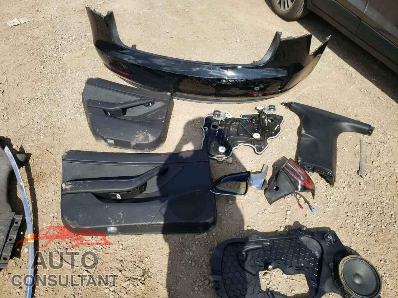 TESLA MODEL 3 2019 - 5YJ3E1EA1KF316937