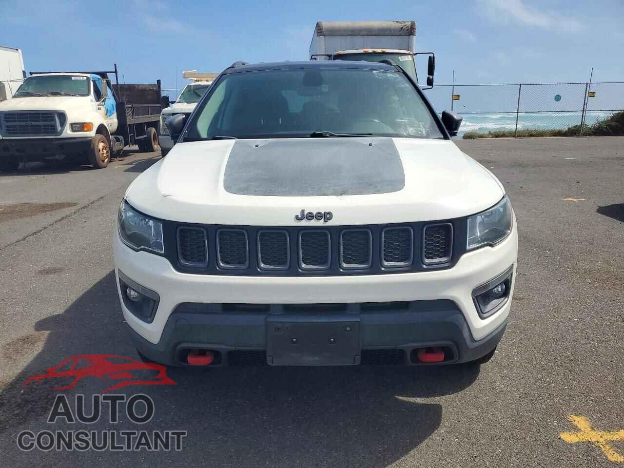 JEEP COMPASS 2019 - 3C4NJDDB6KT618192