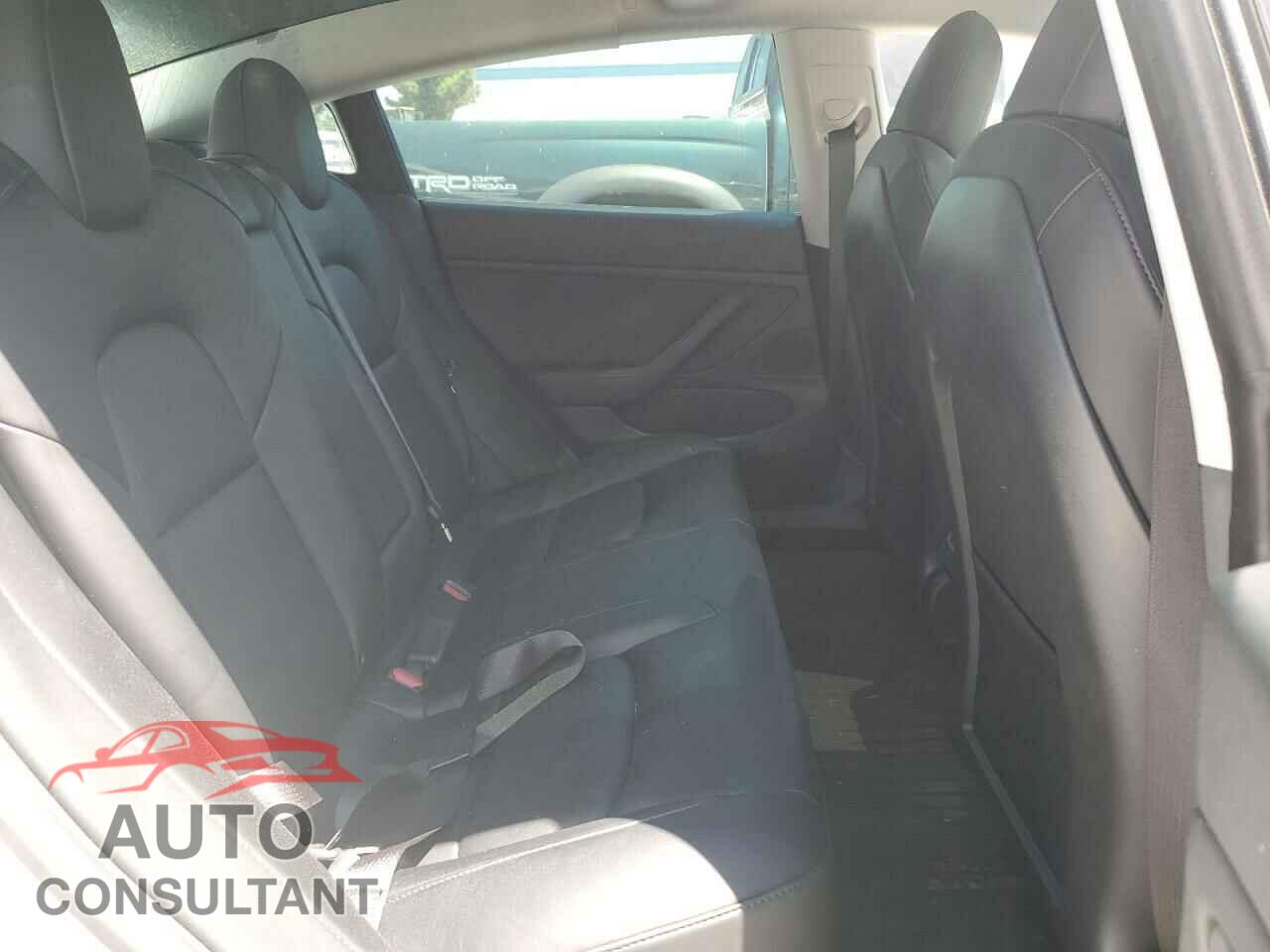 TESLA MODEL 3 2021 - 5YJ3E1EA5MF089612