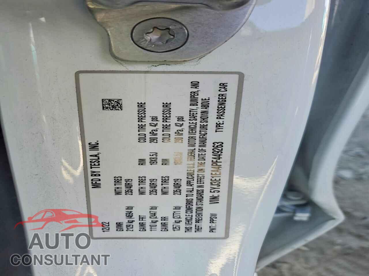 TESLA MODEL 3 2023 - 5YJ3E1EA4PF449263