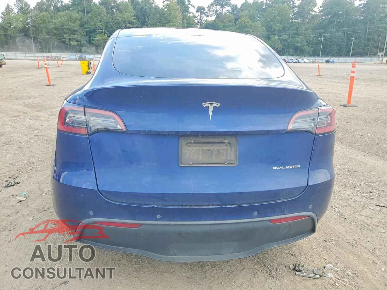 TESLA MODEL Y 2022 - 7SAYGAEE6NF426201