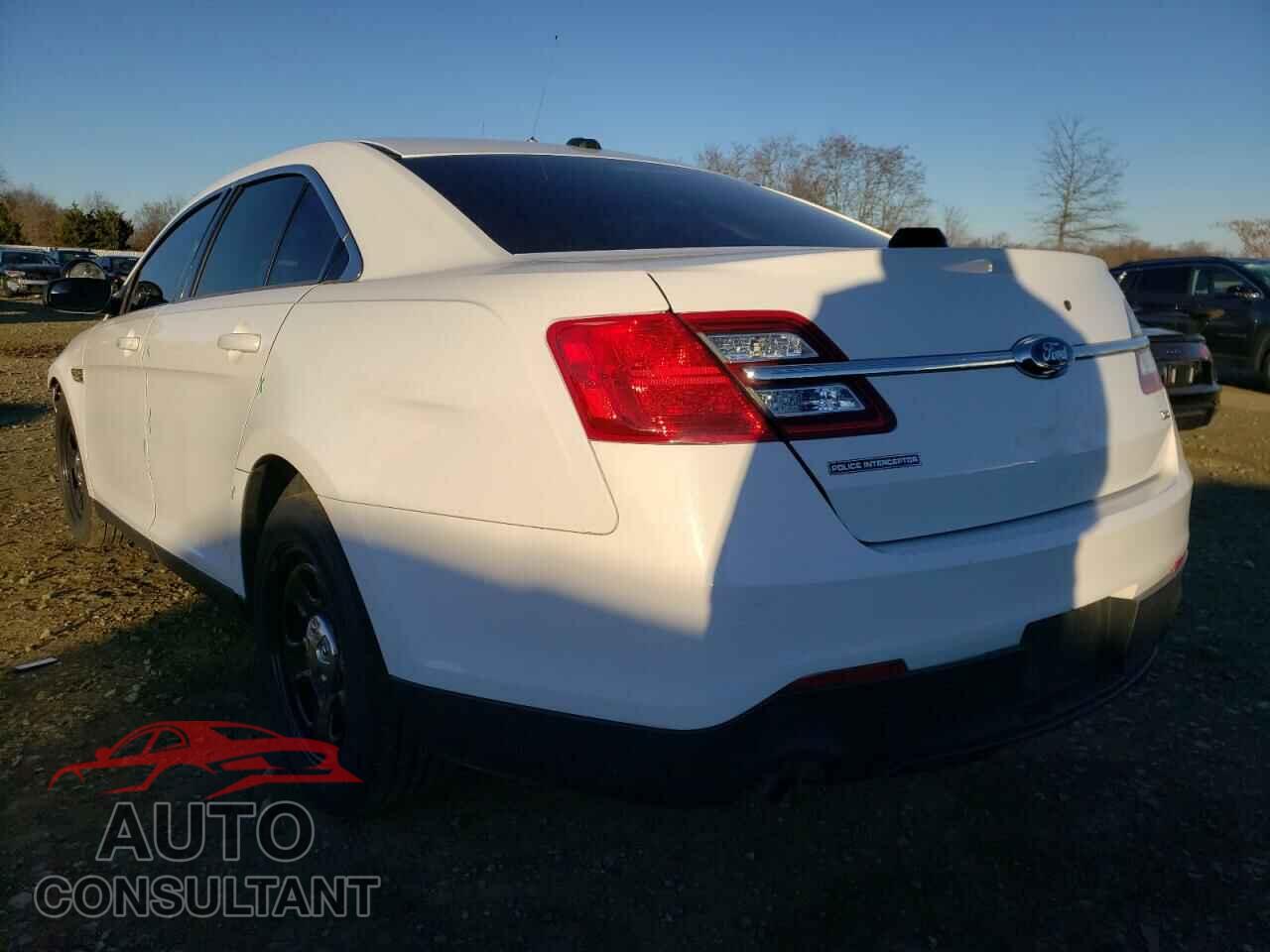 FORD TAURUS 2016 - 1FAHP2MK7GG110184