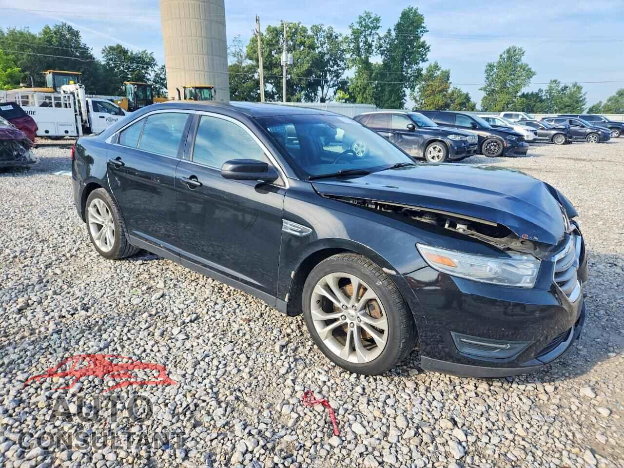 FORD TAURUS 2013 - 1FAHP2E85DG180488