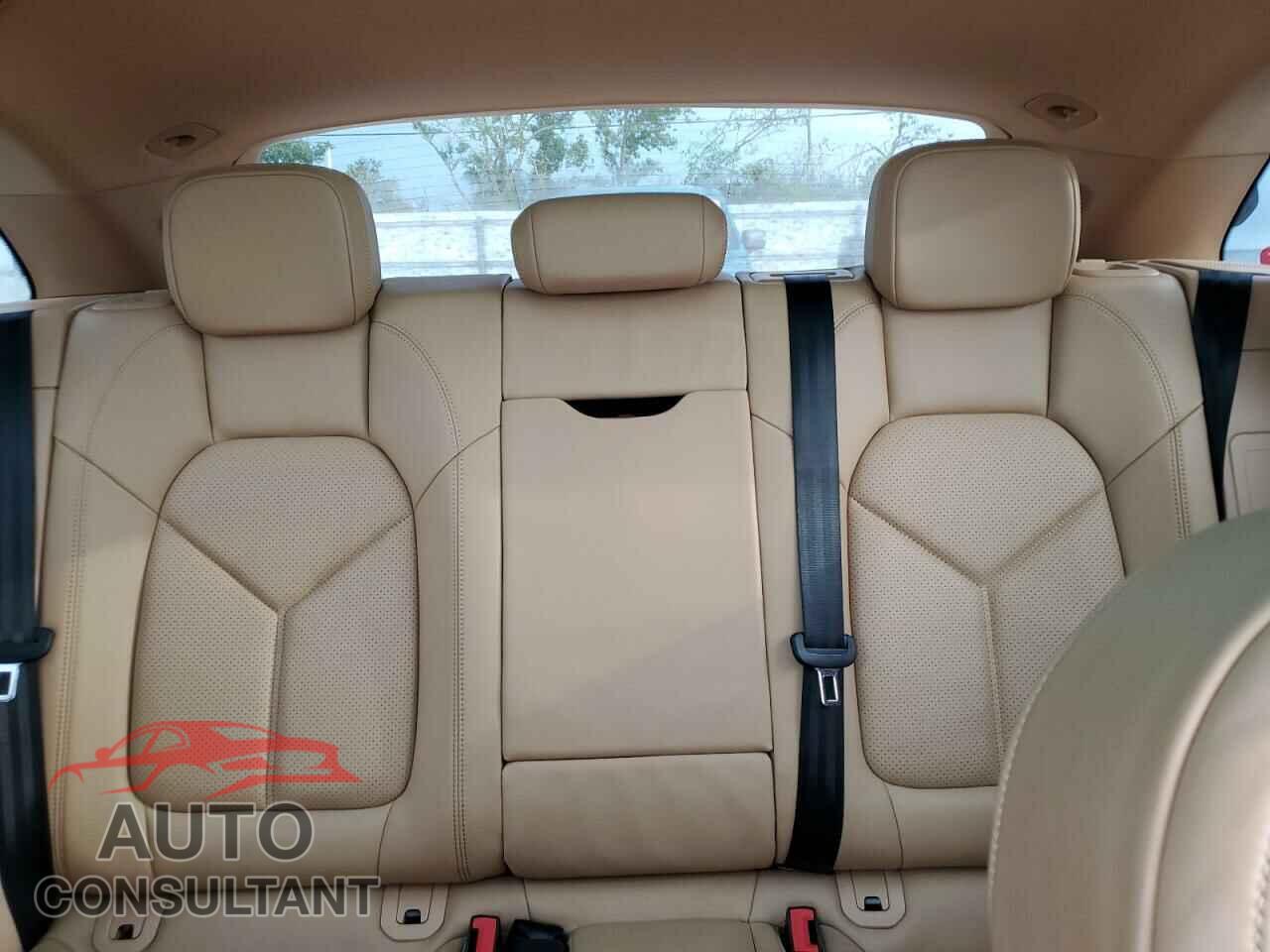 PORSCHE MACAN 2016 - WP1AB2A55GLB45756