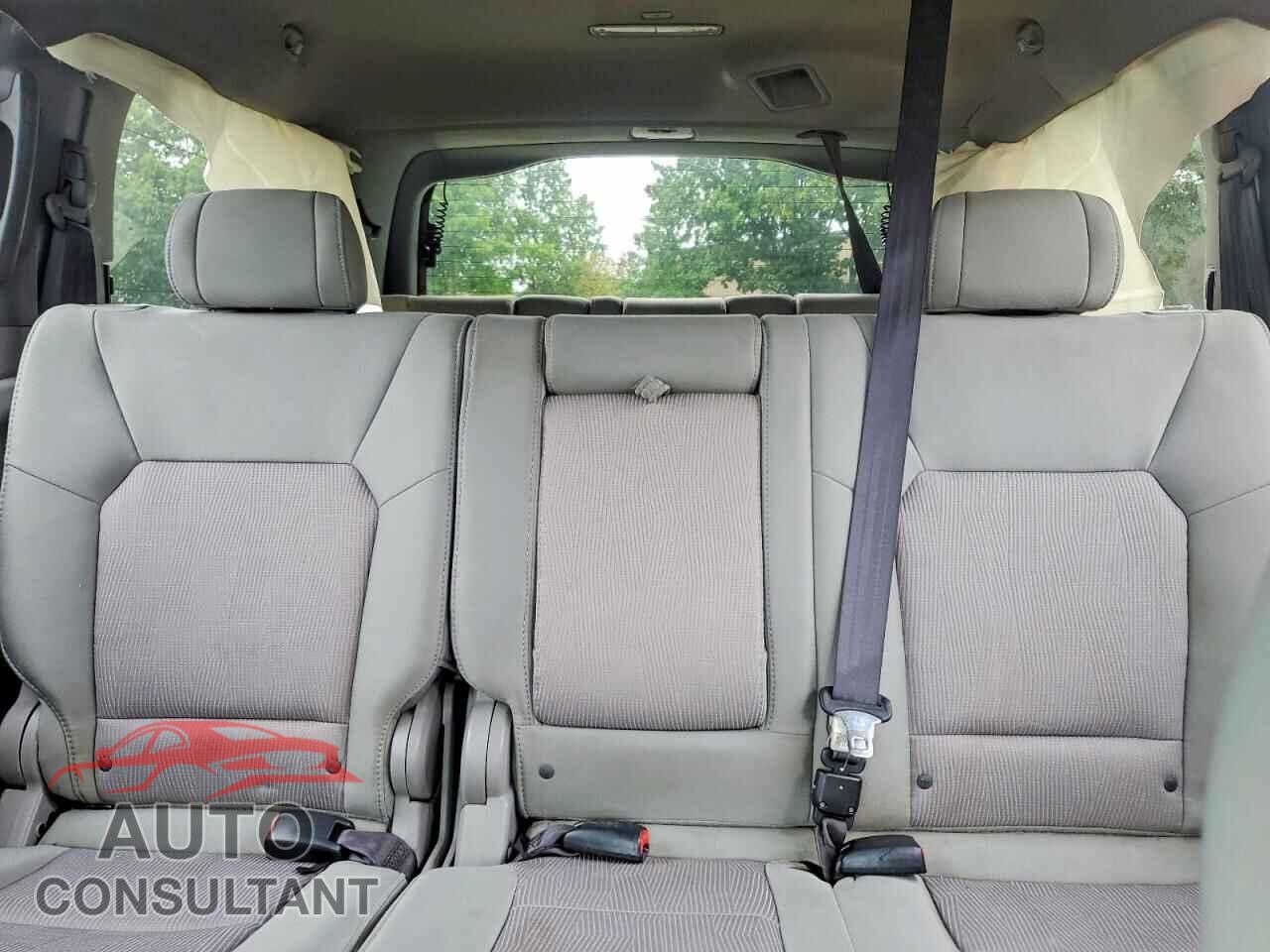HONDA PILOT 2010 - 5FNYF4H47AB026968