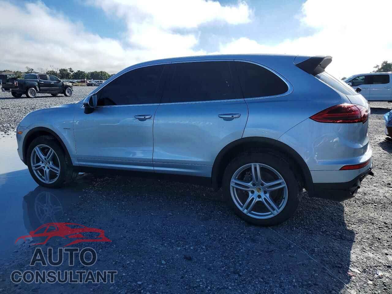 PORSCHE CAYENNE 2016 - WP1AF2A26GKA44922