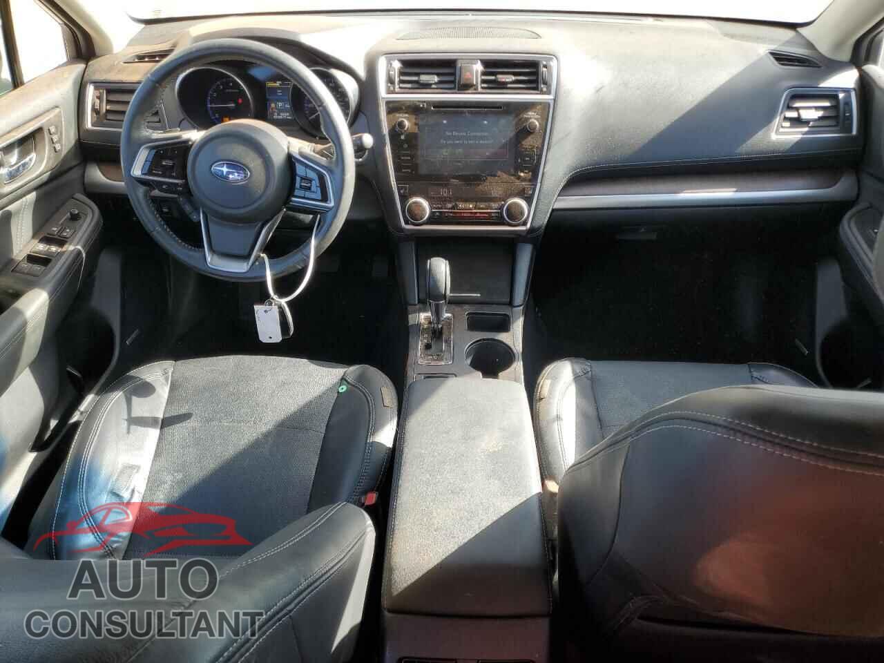 SUBARU OUTBACK 2018 - 4S4BSAKC7J3356960
