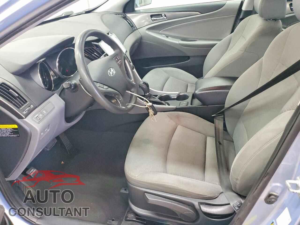 HYUNDAI SONATA 2013 - KMHEC4A40DA083849