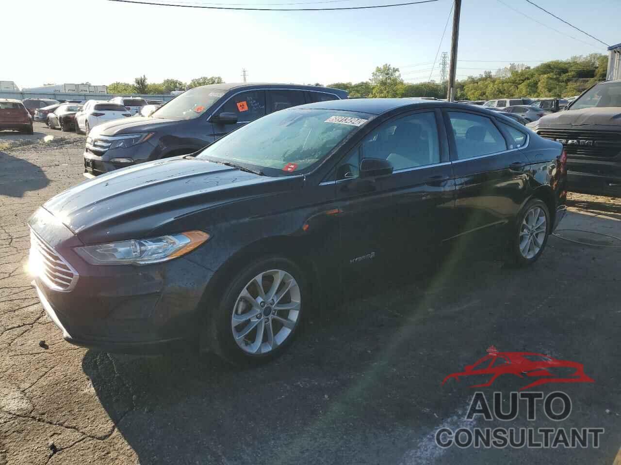 FORD FUSION 2019 - 3FA6P0LU2KR272255