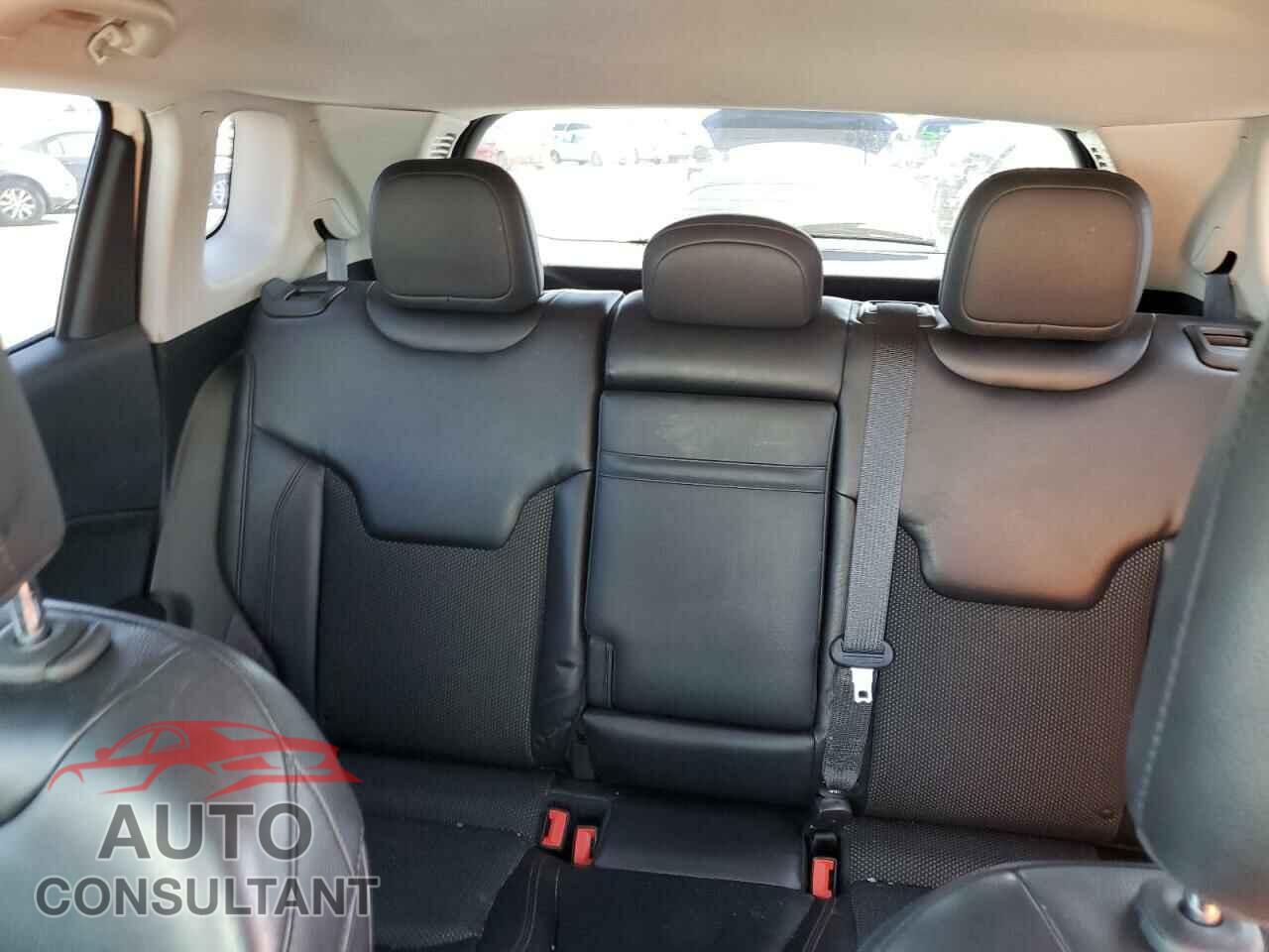 JEEP COMPASS 2017 - 3C4NJDDB8HT675132