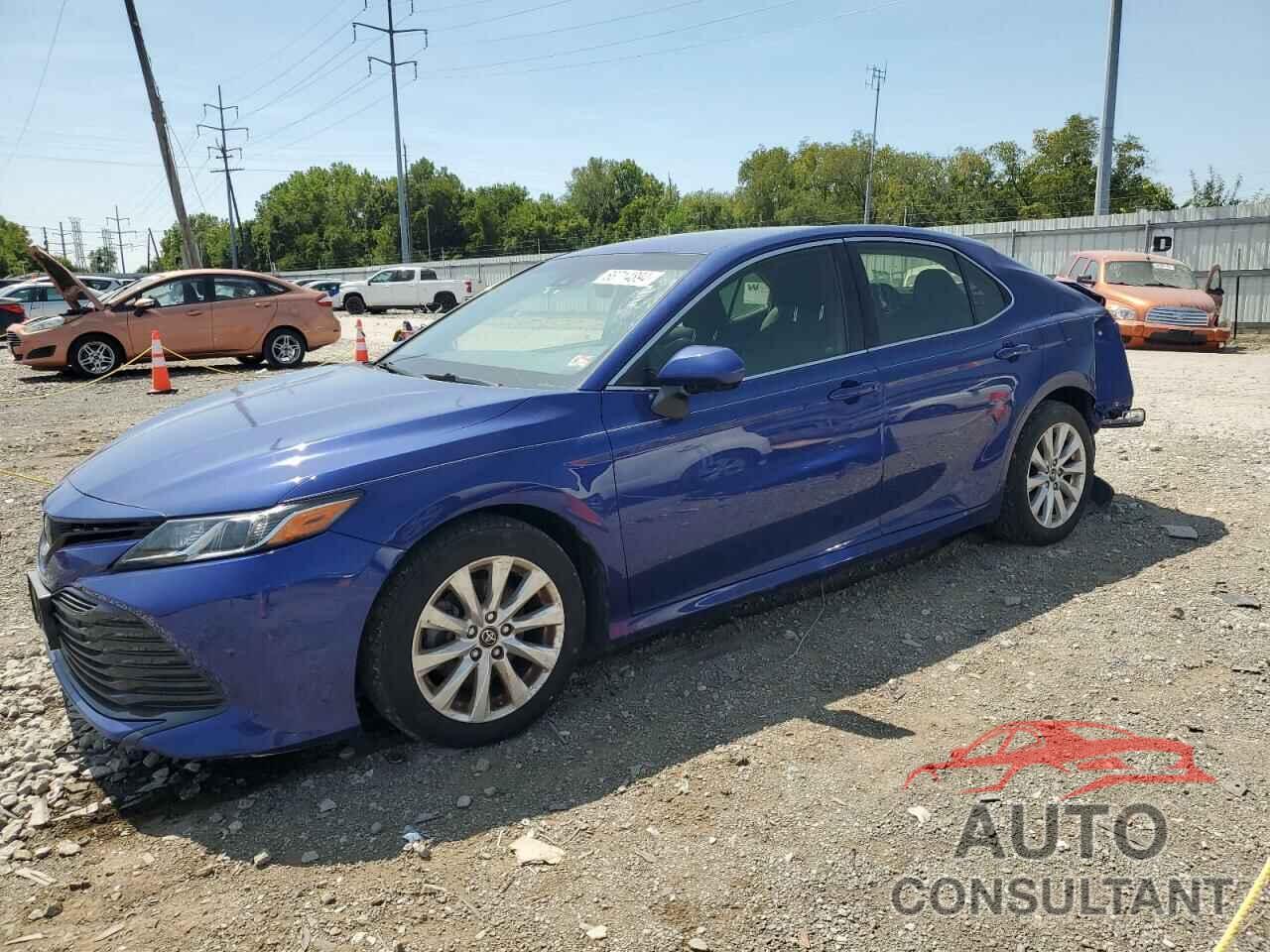 TOYOTA CAMRY 2018 - JTNB11HKXJ3031835