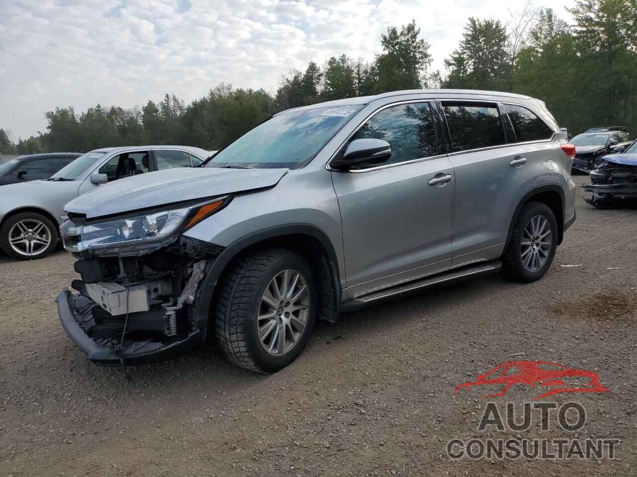 TOYOTA HIGHLANDER 2017 - 5TDJZRFH5HS521557