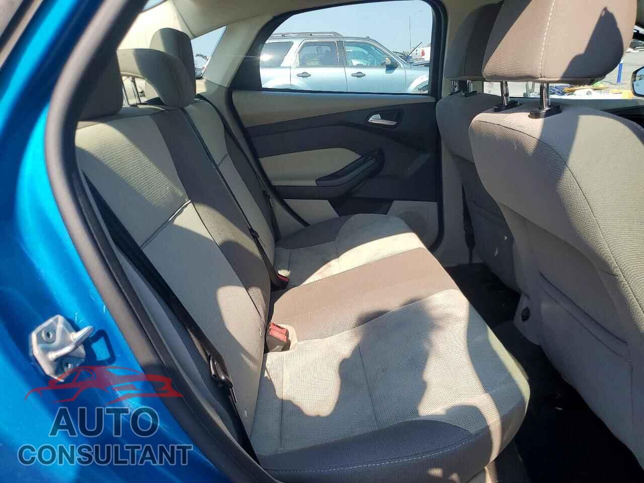 FORD FOCUS 2013 - 1FADP3F29DL372180