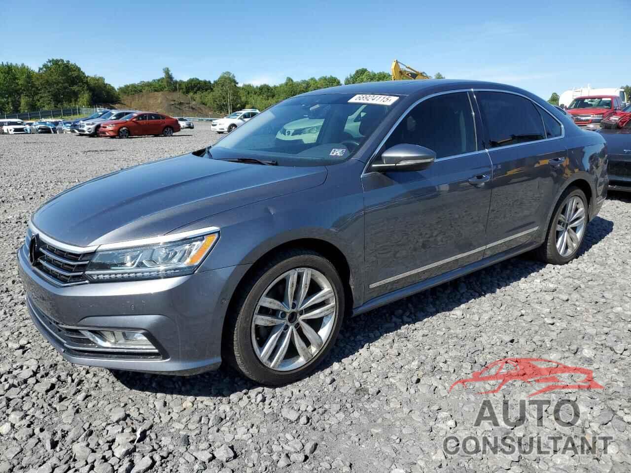 VOLKSWAGEN PASSAT 2017 - 1VWCT7A30HC076556