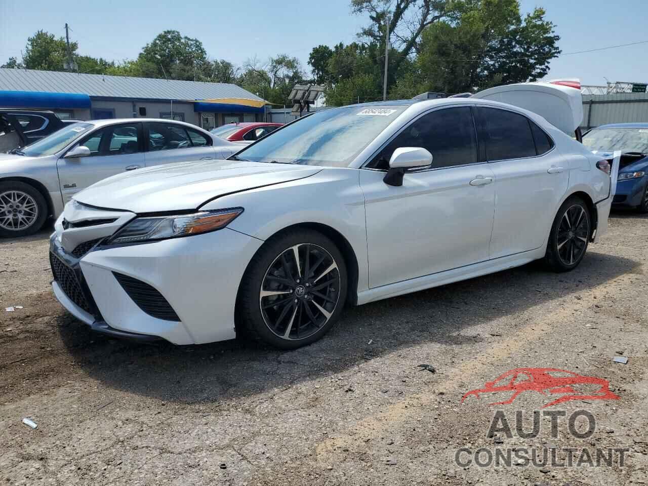 TOYOTA CAMRY 2019 - 4T1B61HK2KU736450