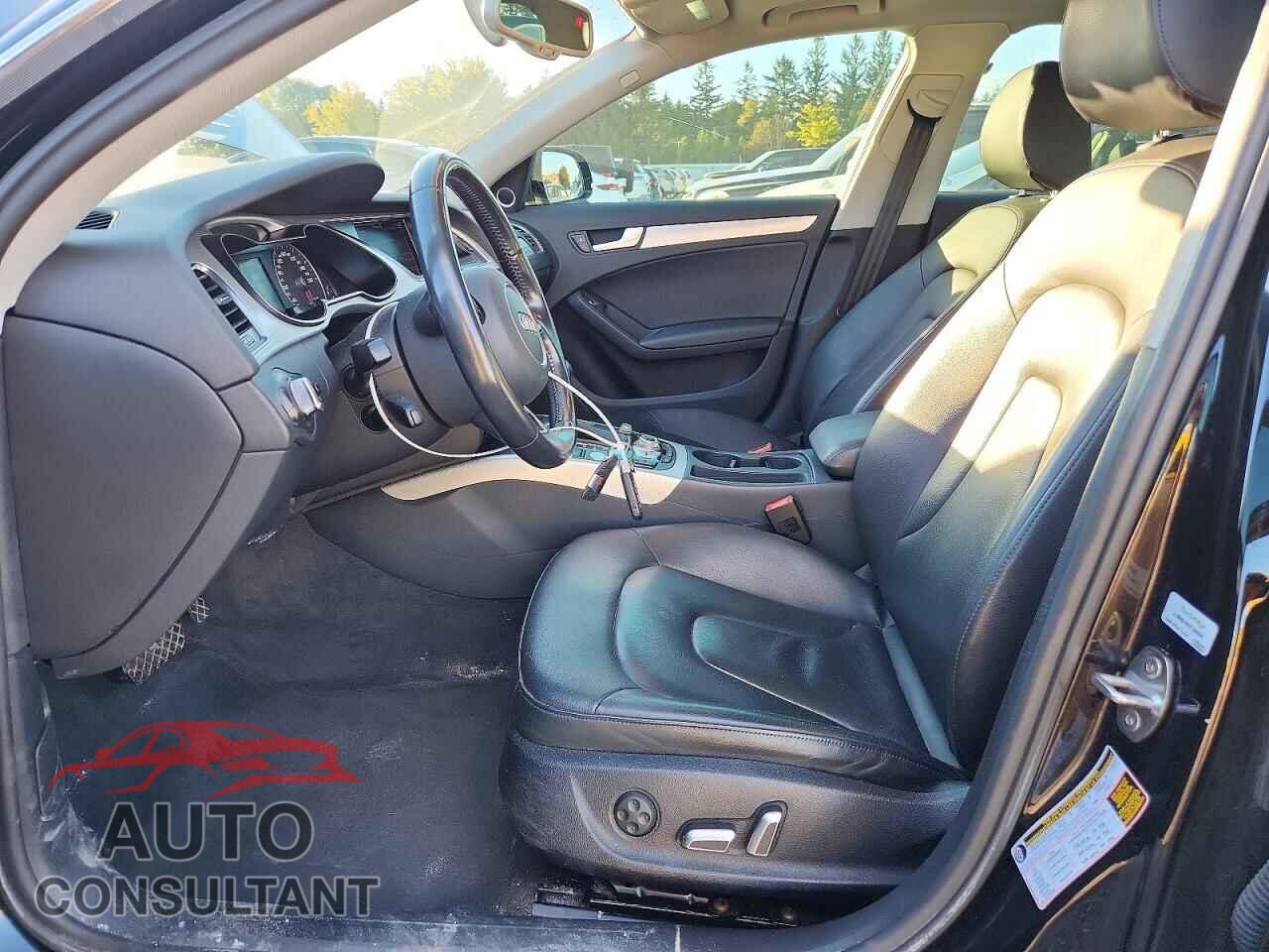 AUDI A4 2016 - WAUKFCFL1GN009021