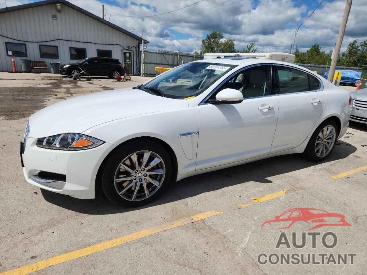 JAGUAR XF 2012 - SAJWA0FBXCLS39351