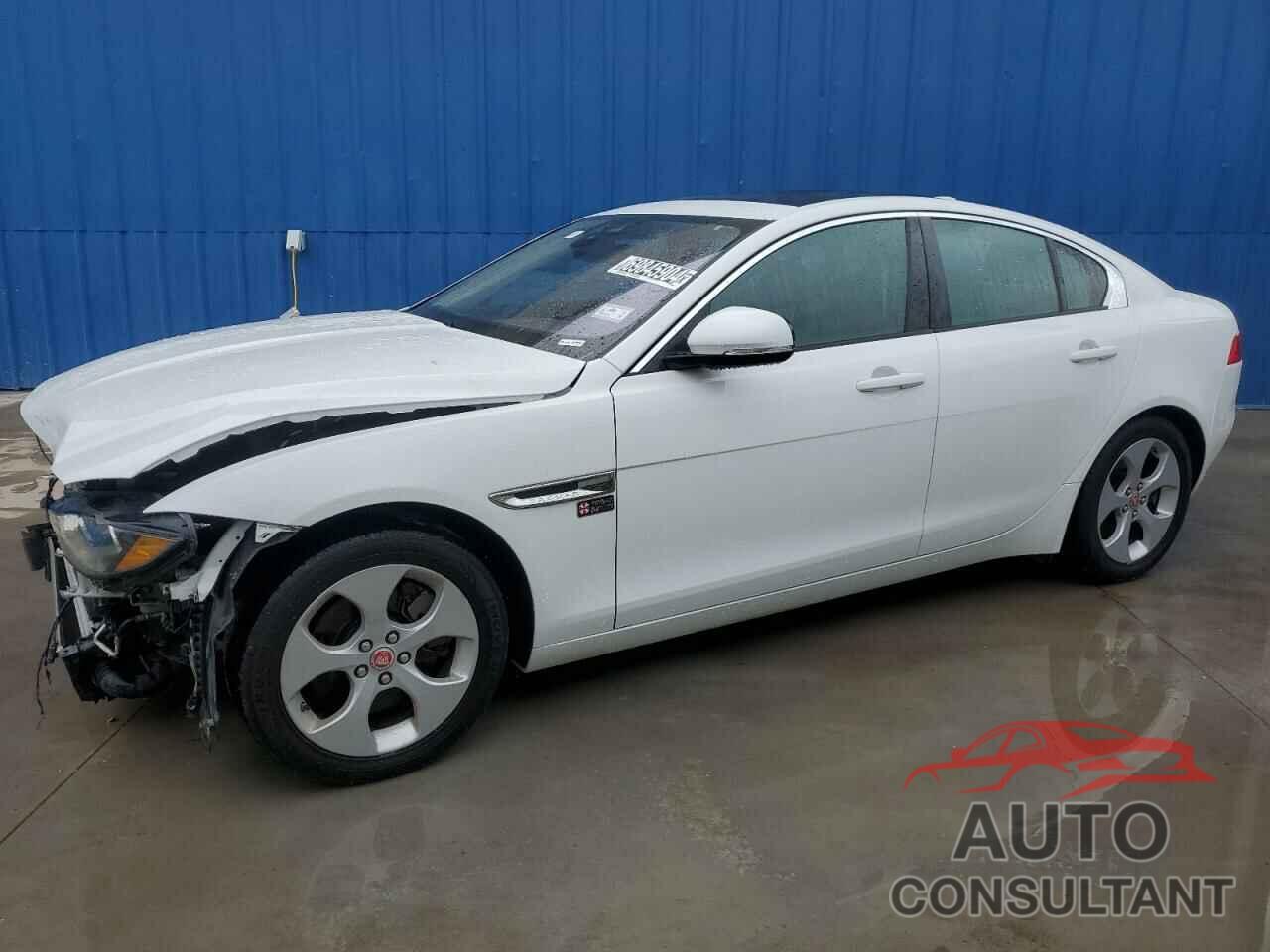 JAGUAR XE 2017 - SAJAR4BG0HA950264
