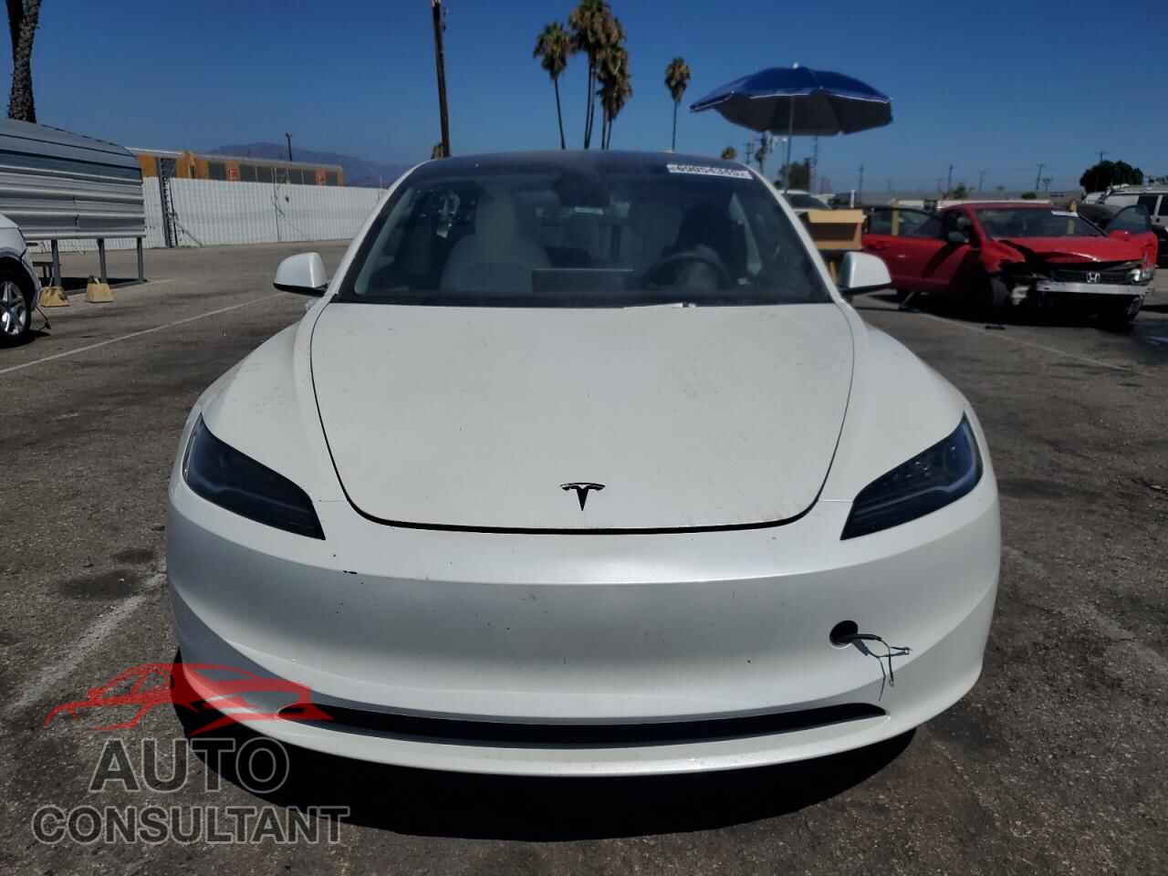 TESLA MODEL 3 2024 - 5YJ3E1EA4RF849701