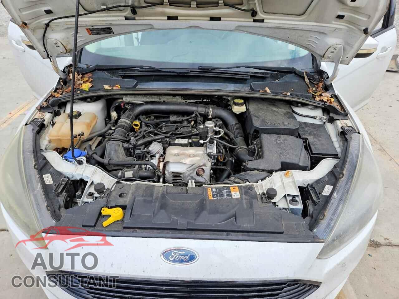 FORD FOCUS 2017 - 1FADP3FE8HL273057