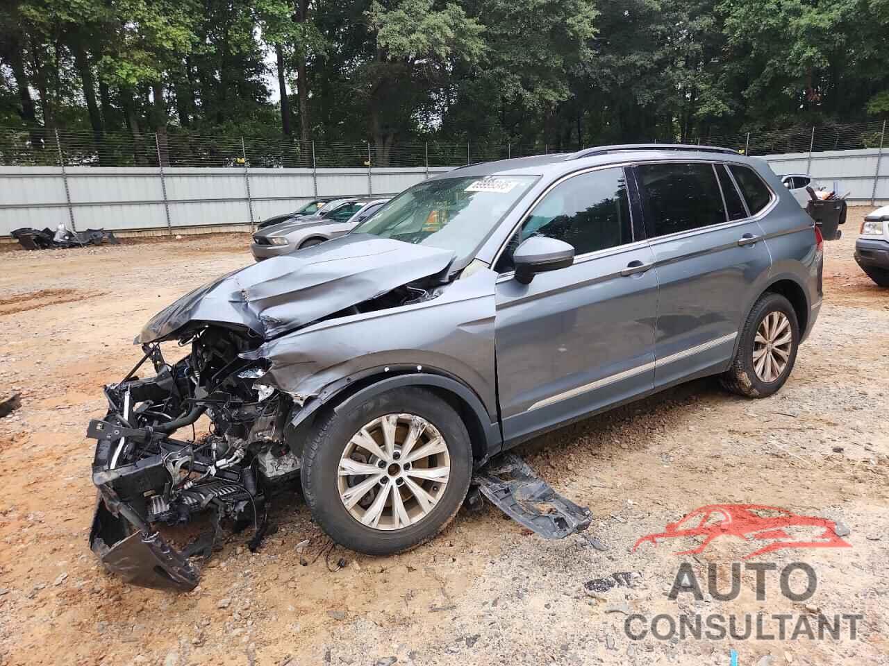 VOLKSWAGEN TIGUAN 2018 - 3VV3B7AX2JM024764