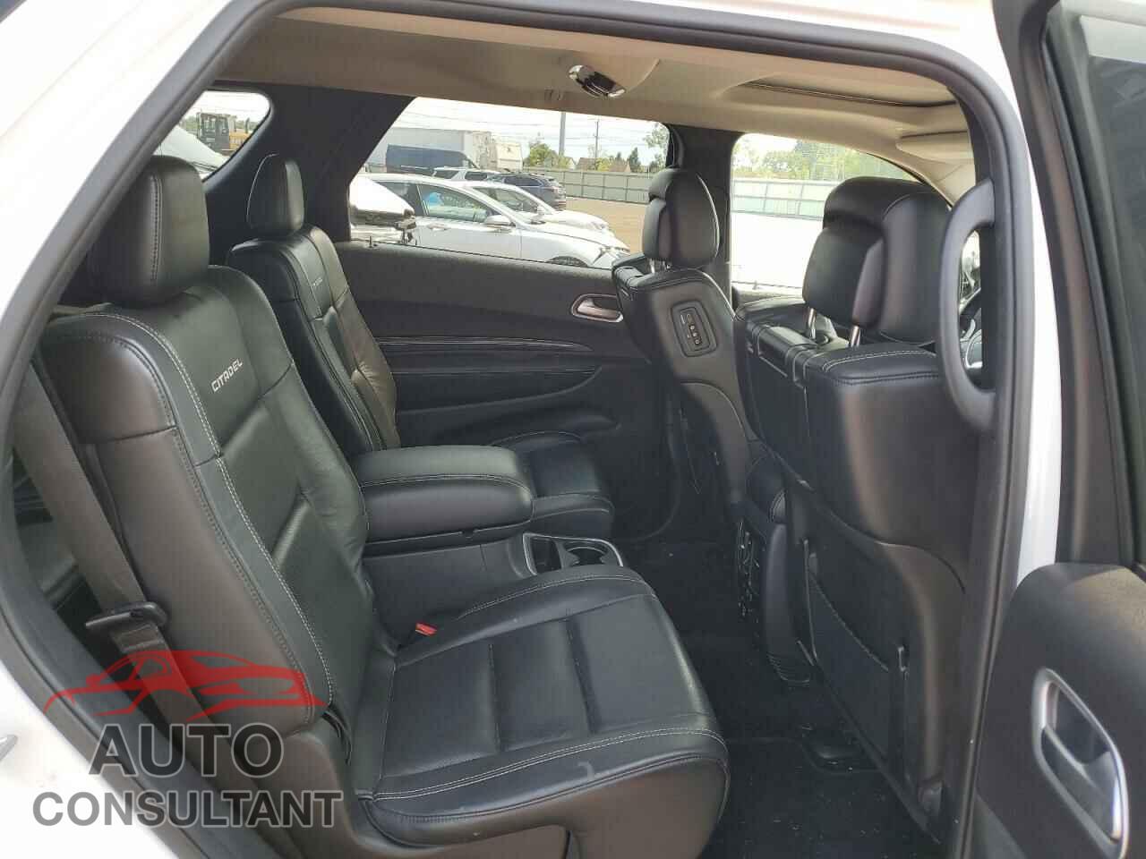 DODGE DURANGO 2018 - 1C4RDJEG4JC243088