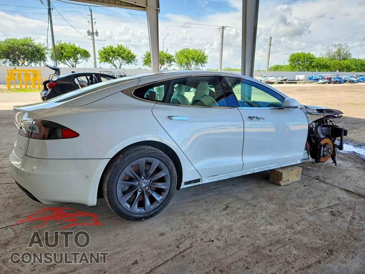 TESLA MODEL S 2020 - 5YJSA1E29LF409299