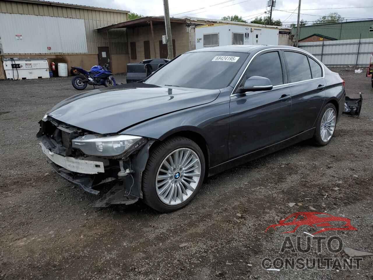 BMW 3 SERIES 2013 - WBA3B5G57DNP40804