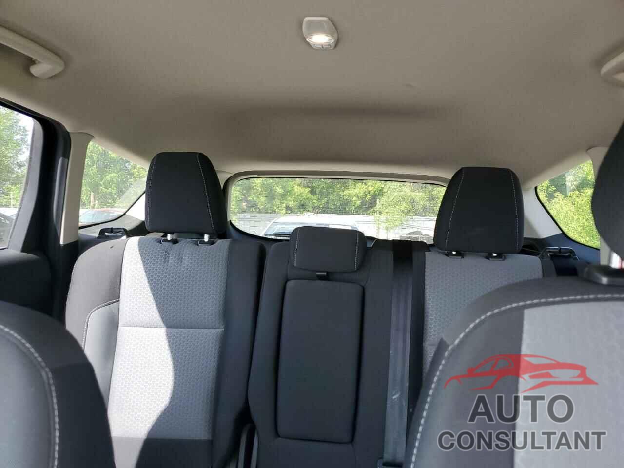 FORD ESCAPE 2018 - 1FMCU0GD9JUD45673