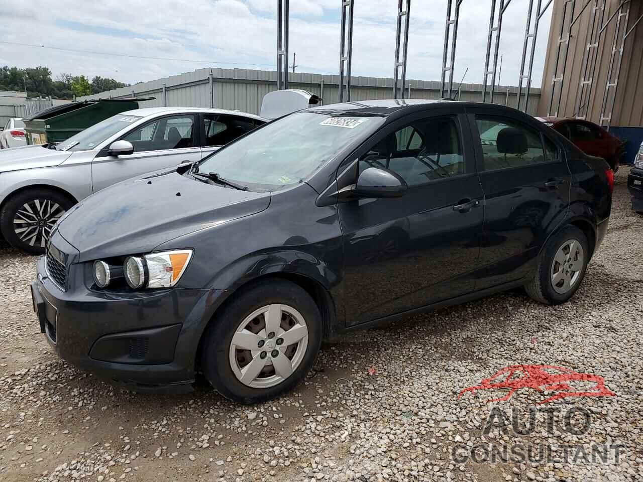 CHEVROLET SONIC 2016 - 1G1JA5SH8G4120674