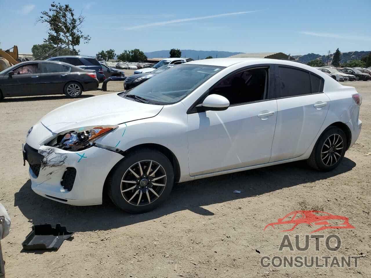 MAZDA 3 2013 - JM1BL1U71D1758345
