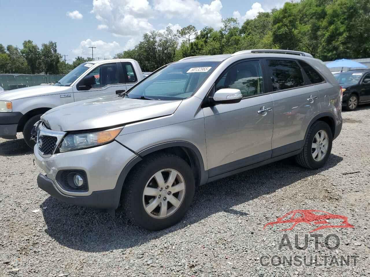 KIA SORENTO 2013 - 5XYKT4A64DG400489