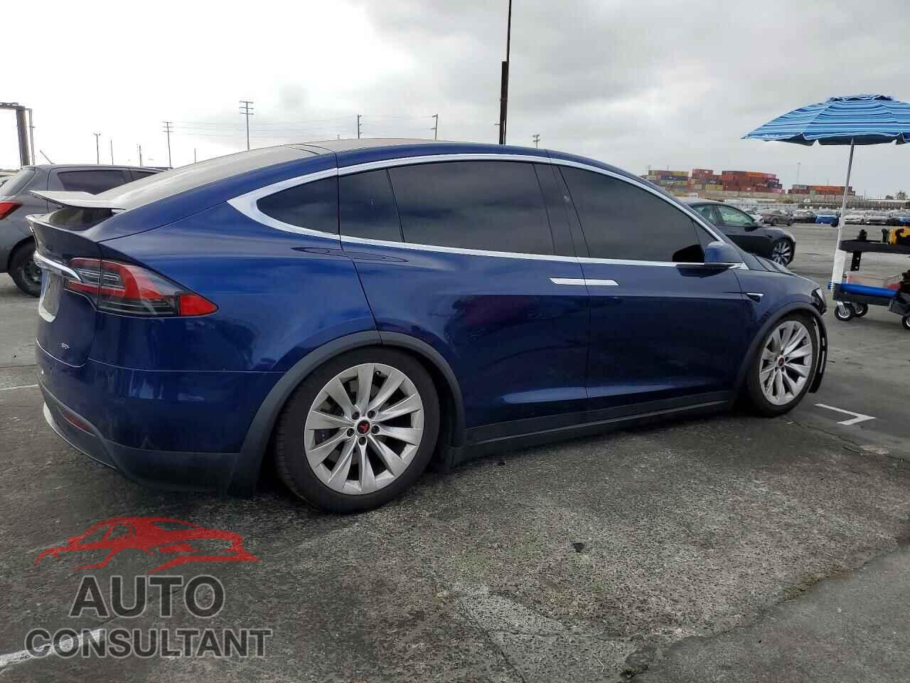 TESLA MODEL X 2017 - 5YJXCDE26HF070168