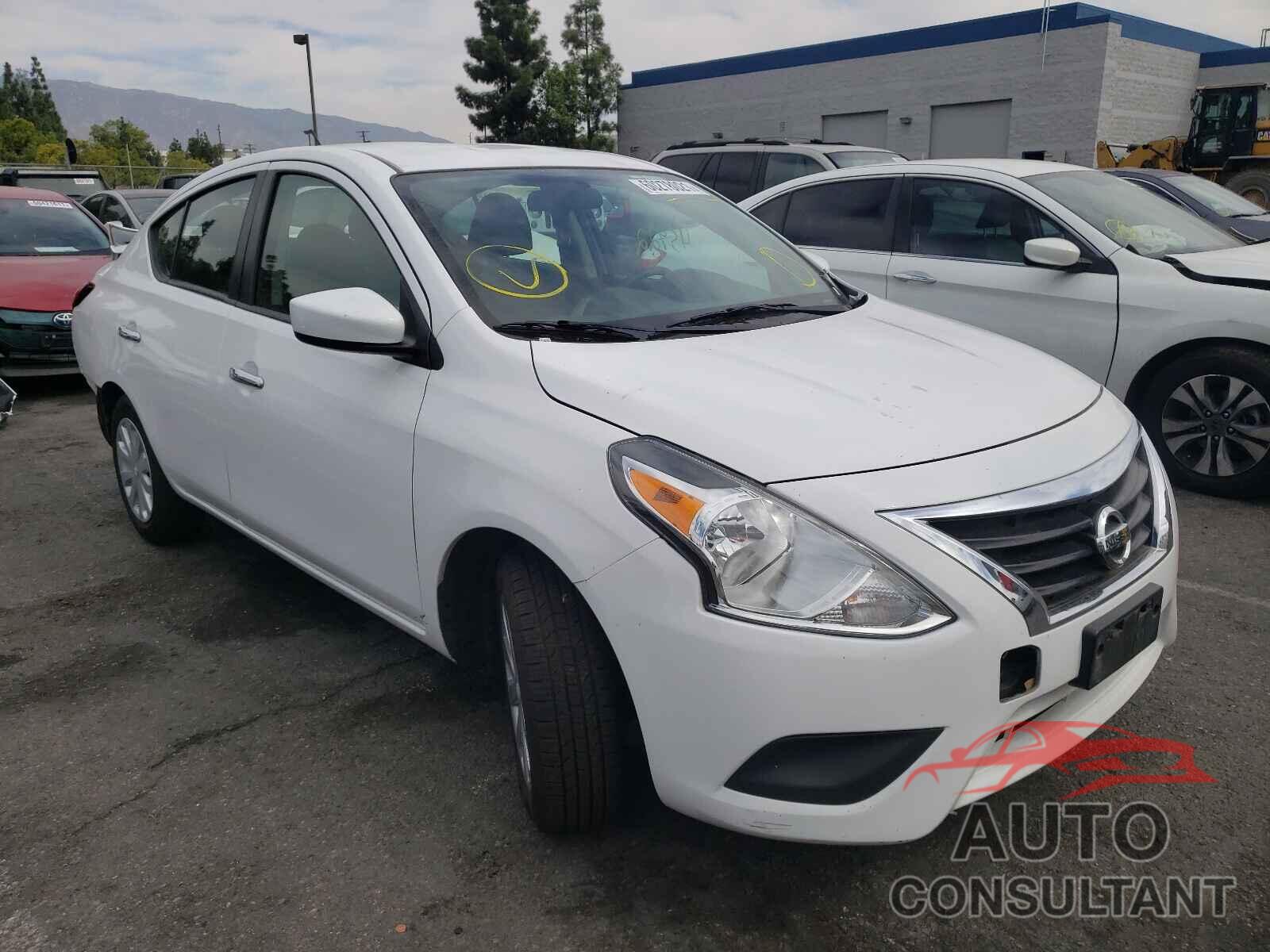 NISSAN VERSA 2019 - 3N1CN7AP3KL874645