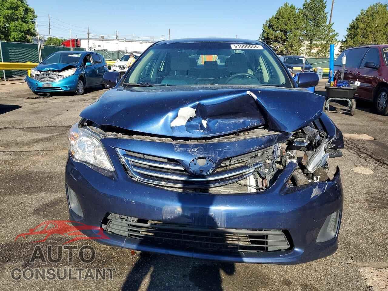 TOYOTA COROLLA 2013 - 2T1BU4EE7DC041908