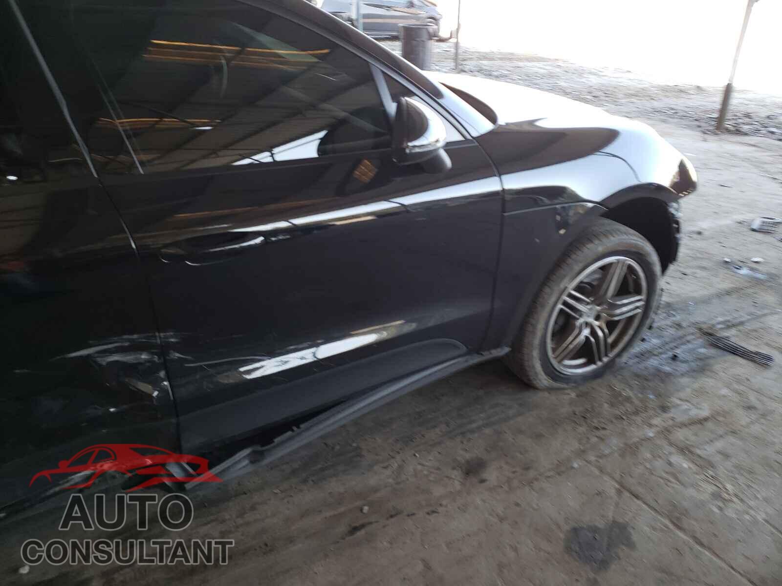 PORSCHE MACAN 2018 - WP1AA2A53JLB11342