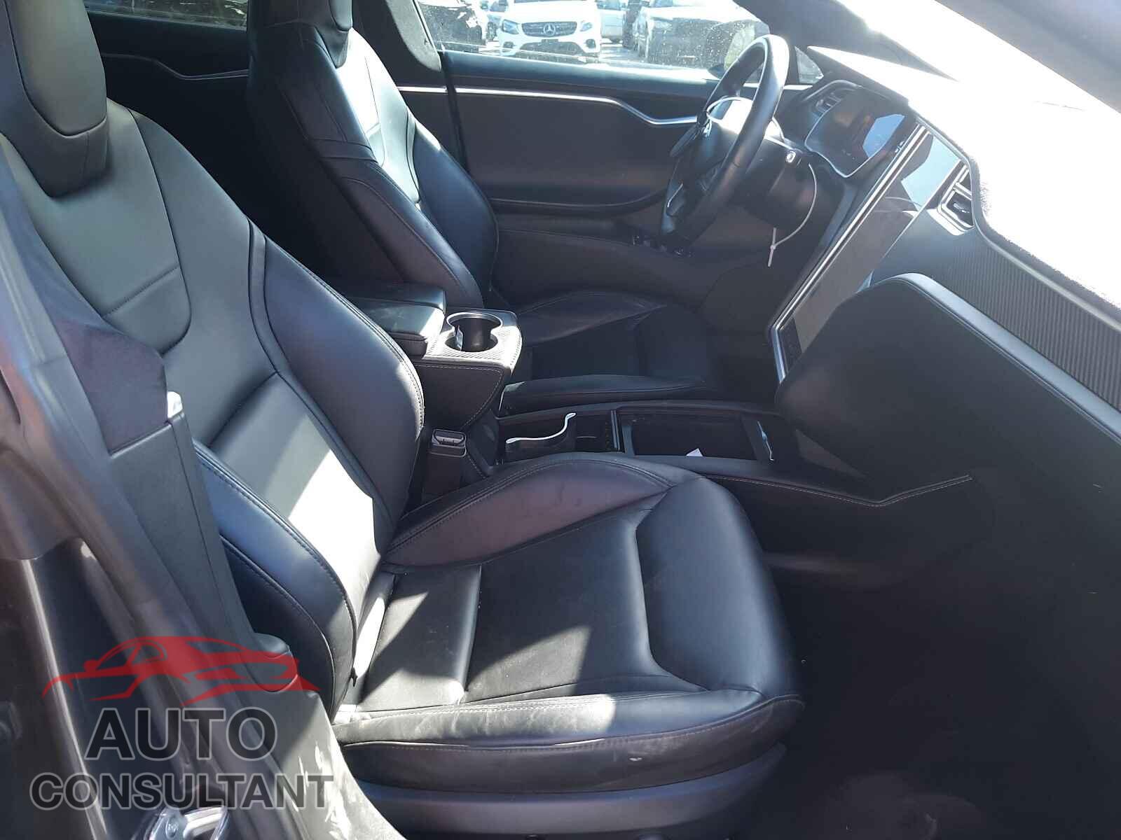TESLA MODEL S 2016 - 5YJSA1E27GF128706