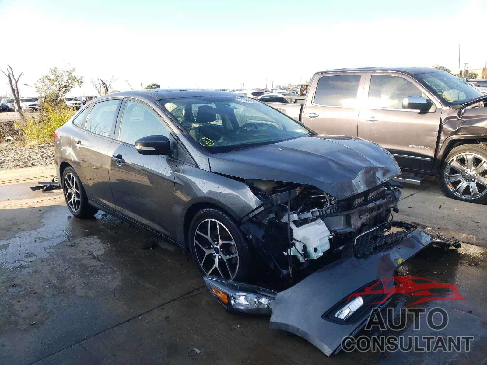 FORD FOCUS 2018 - 1FADP3H2XJL263879