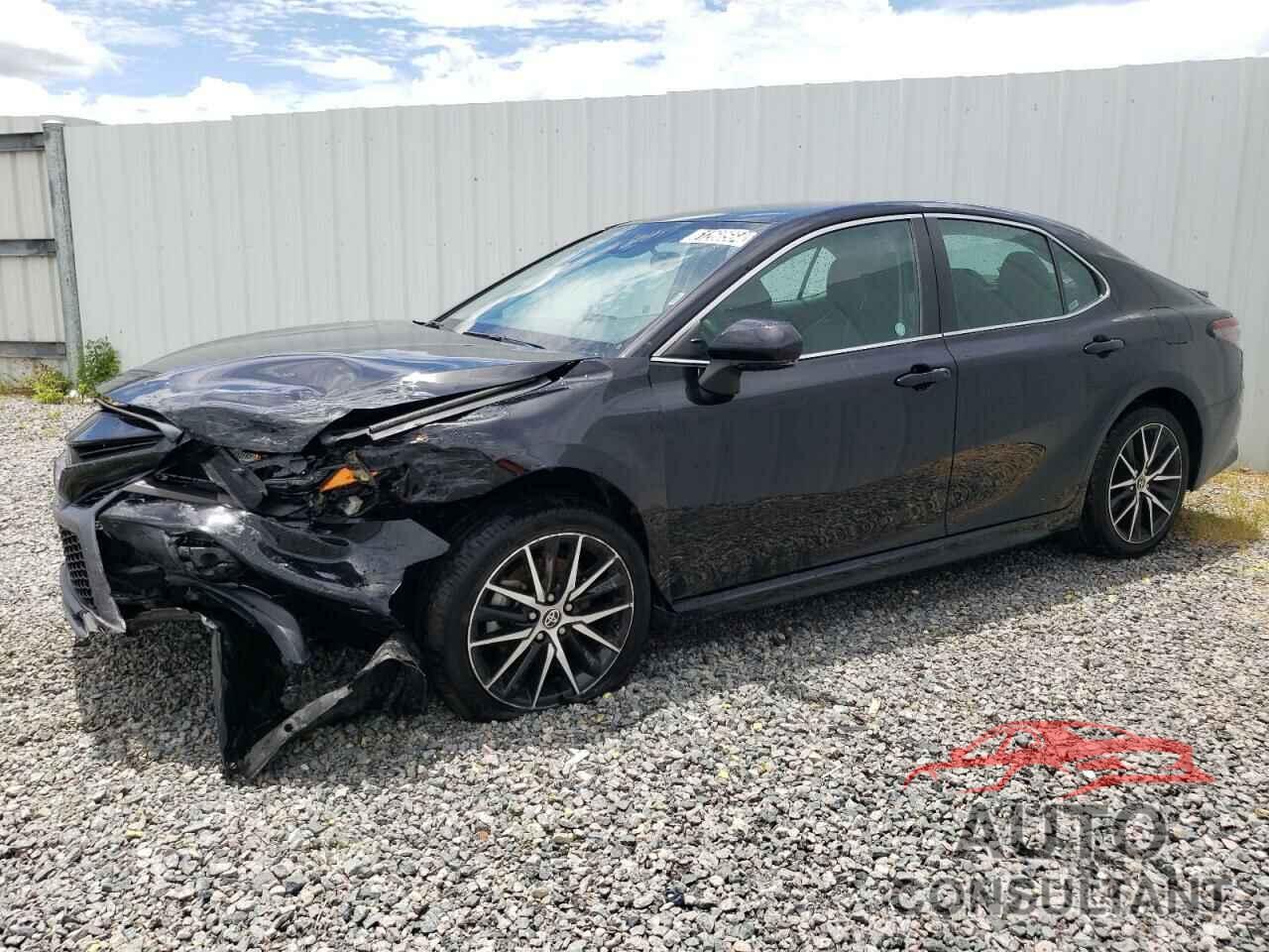 TOYOTA CAMRY 2022 - 4T1G11AKXNU628449