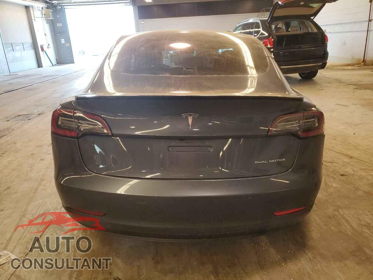 TESLA MODEL 3 2020 - 5YJ3E1EB3LF663860