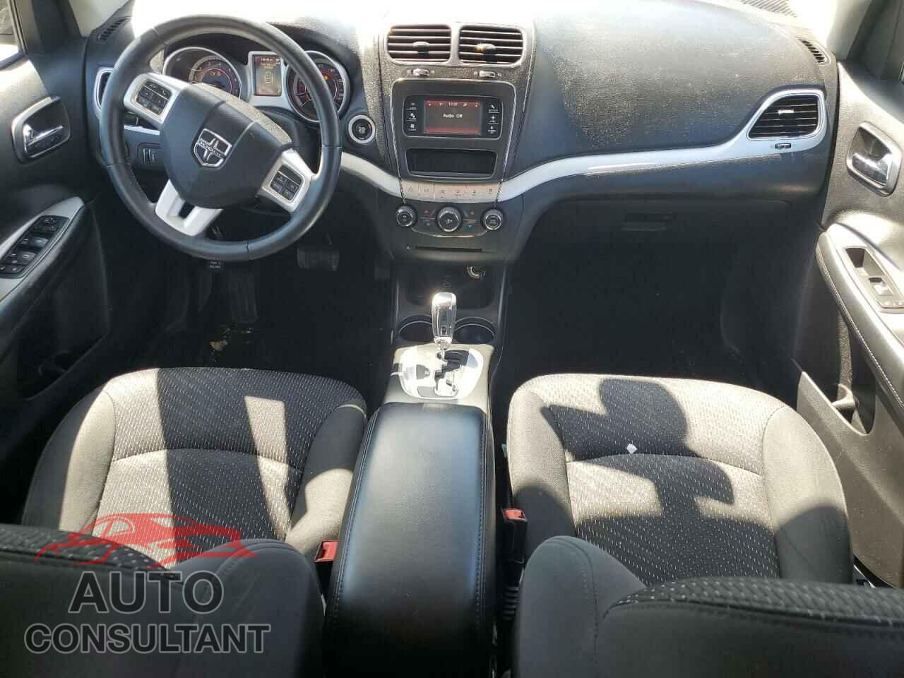 DODGE JOURNEY 2018 - 3C4PDCBG1JT529525