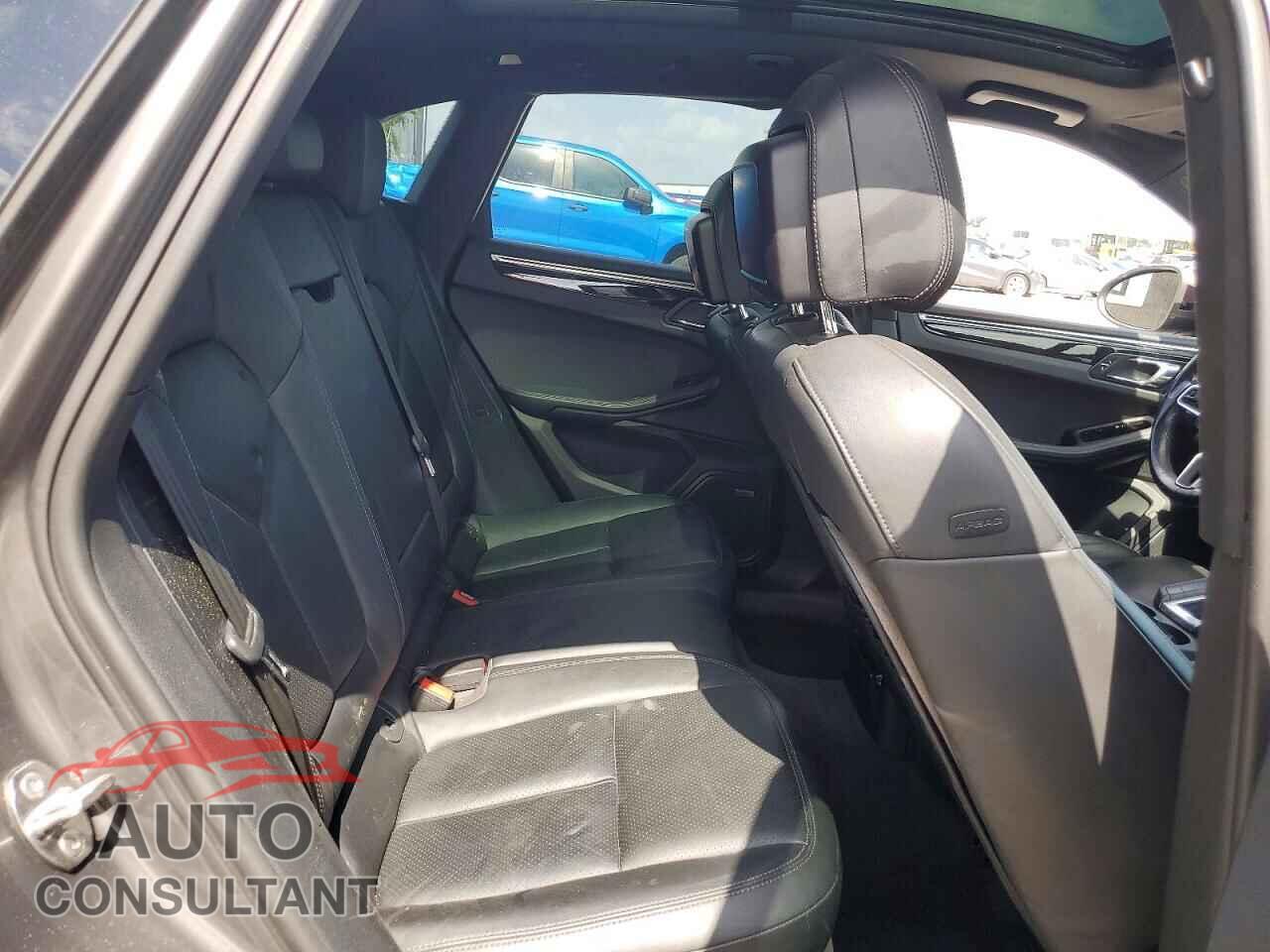 PORSCHE MACAN 2016 - WP1AB2A55GLB40847
