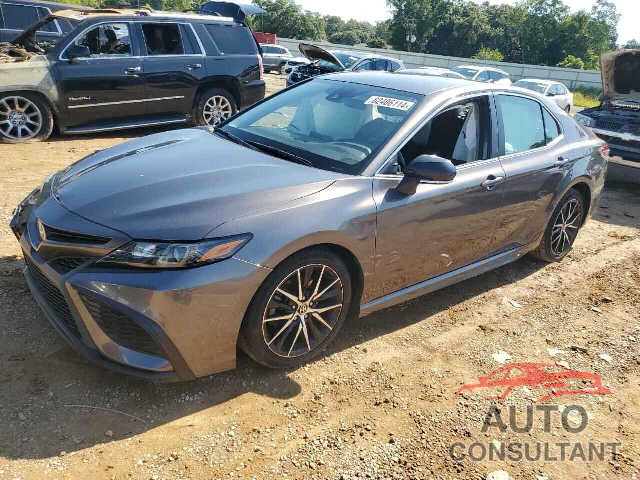 TOYOTA CAMRY 2022 - 4T1G11AK3NU627045