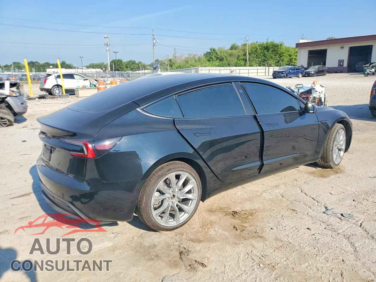 TESLA MODEL 3 2024 - 5YJ3E1EA4RF730336