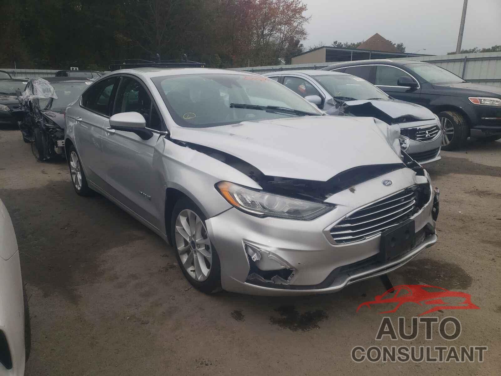 FORD FUSION 2019 - 3FA6P0LU6KR159067