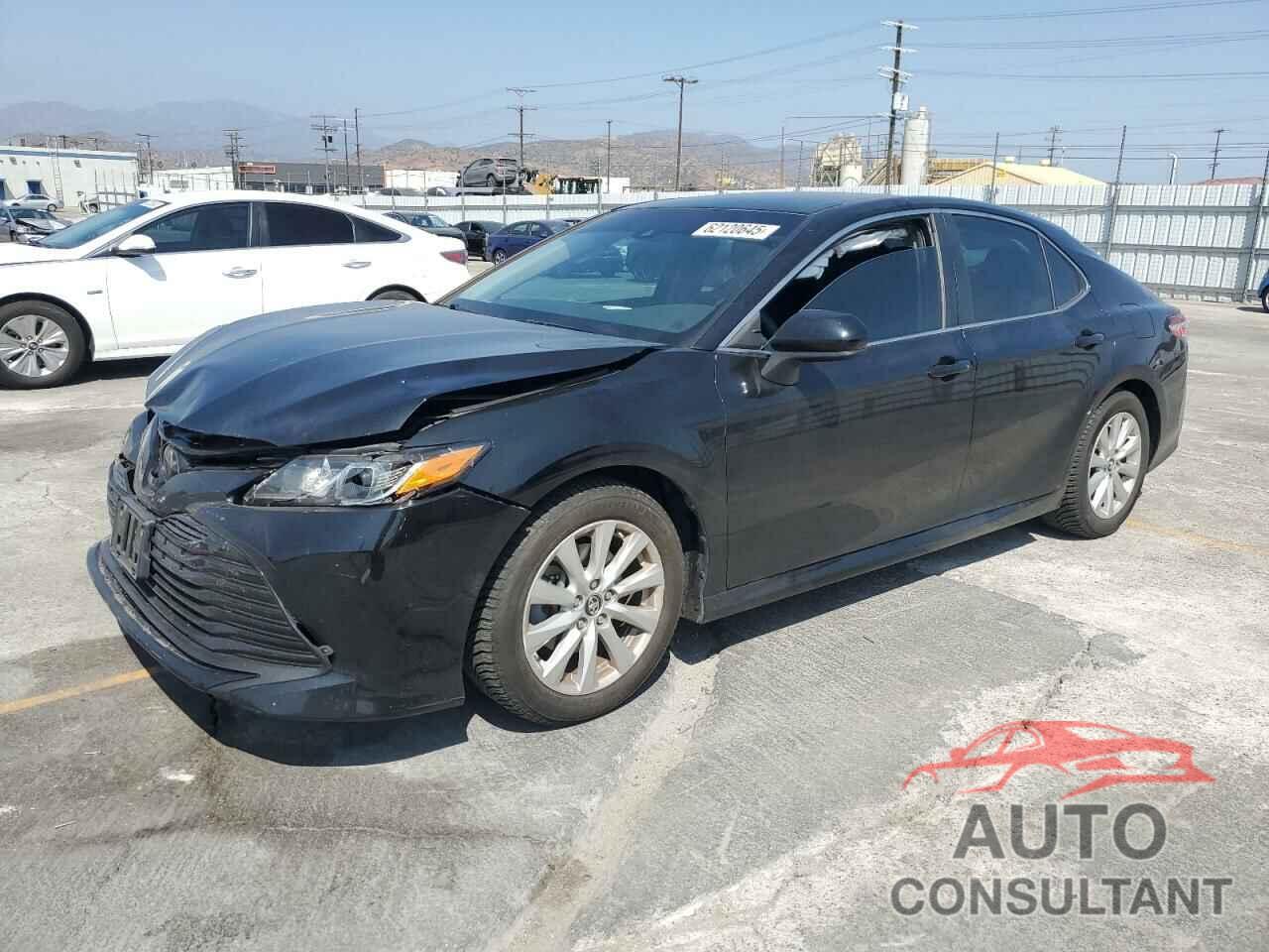 TOYOTA CAMRY 2018 - 4T1B11HK5JU561513