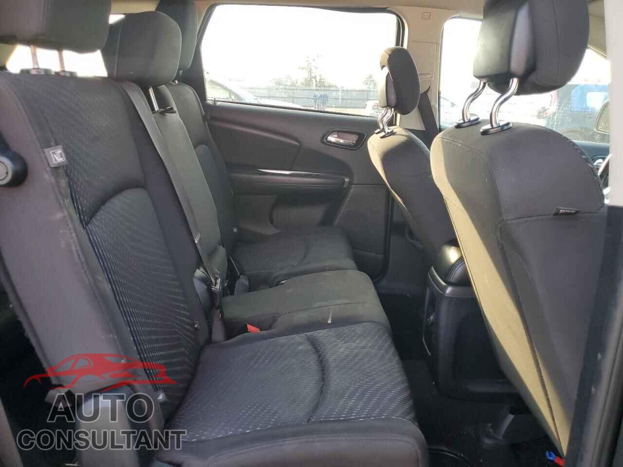 DODGE JOURNEY 2017 - 3C4PDCBB8HT581085