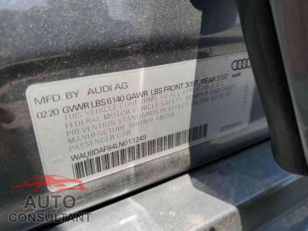 AUDI A8 2020 - WAU8DAF84LN013249