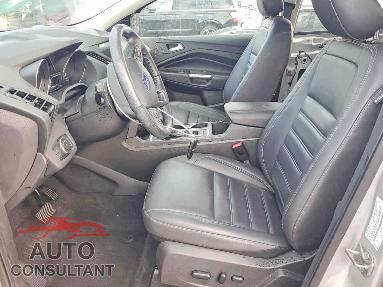 FORD ESCAPE 2019 - 1FMCU9HD6KUC44076