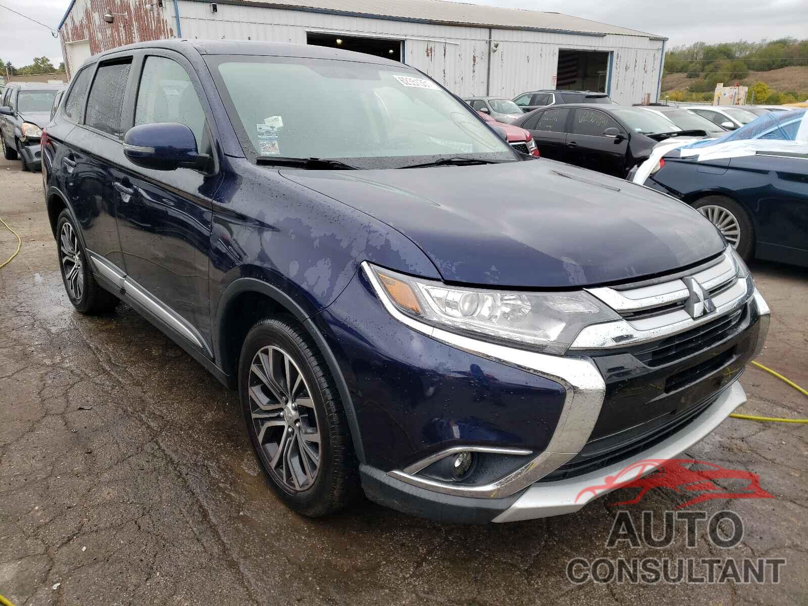MITSUBISHI OUTLANDER 2018 - JA4AD3A33JZ020608
